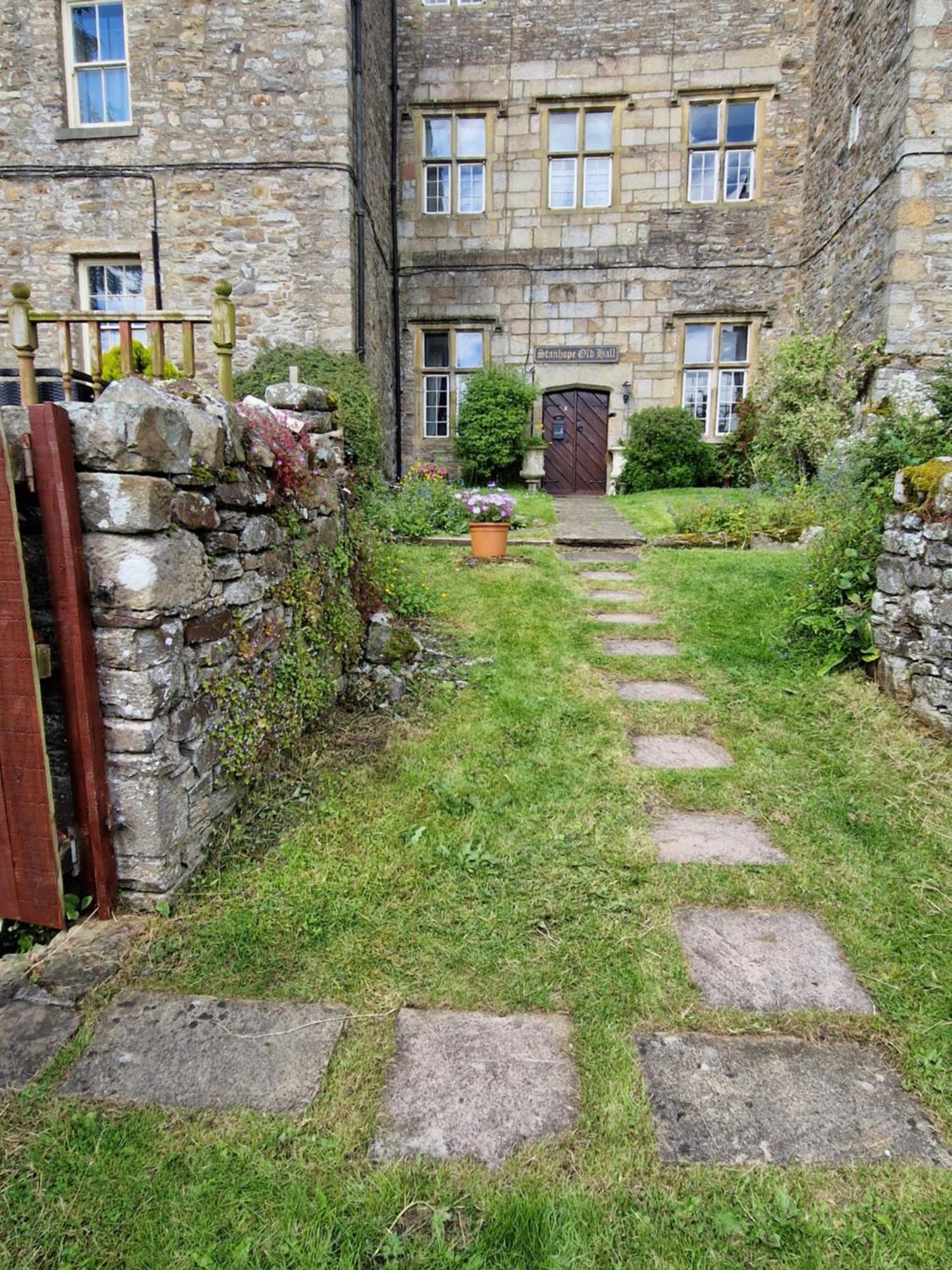 2 Stanhope Hall B&B Bishop Auckland Bagian luar foto