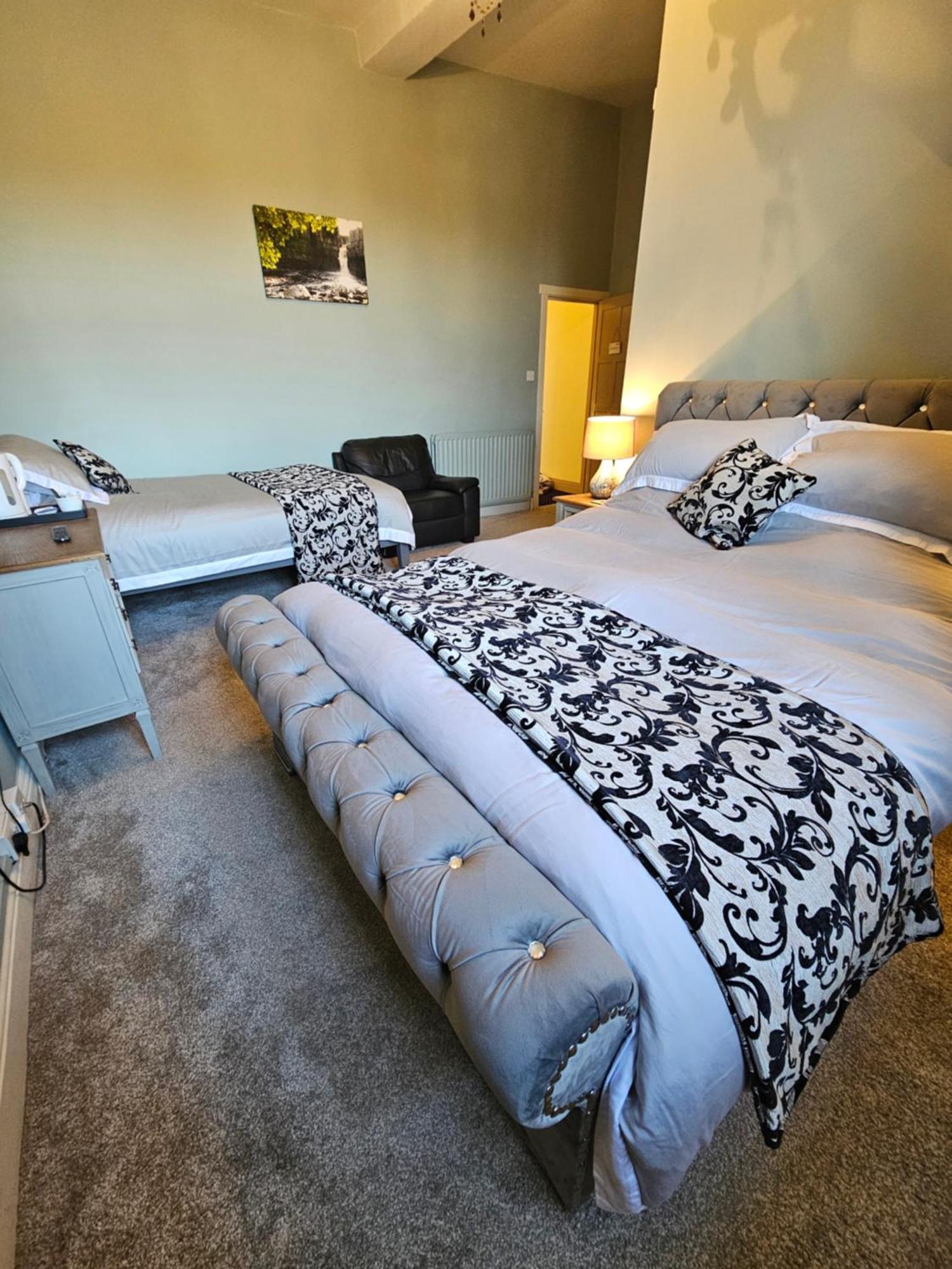 2 Stanhope Hall B&B Bishop Auckland Bagian luar foto