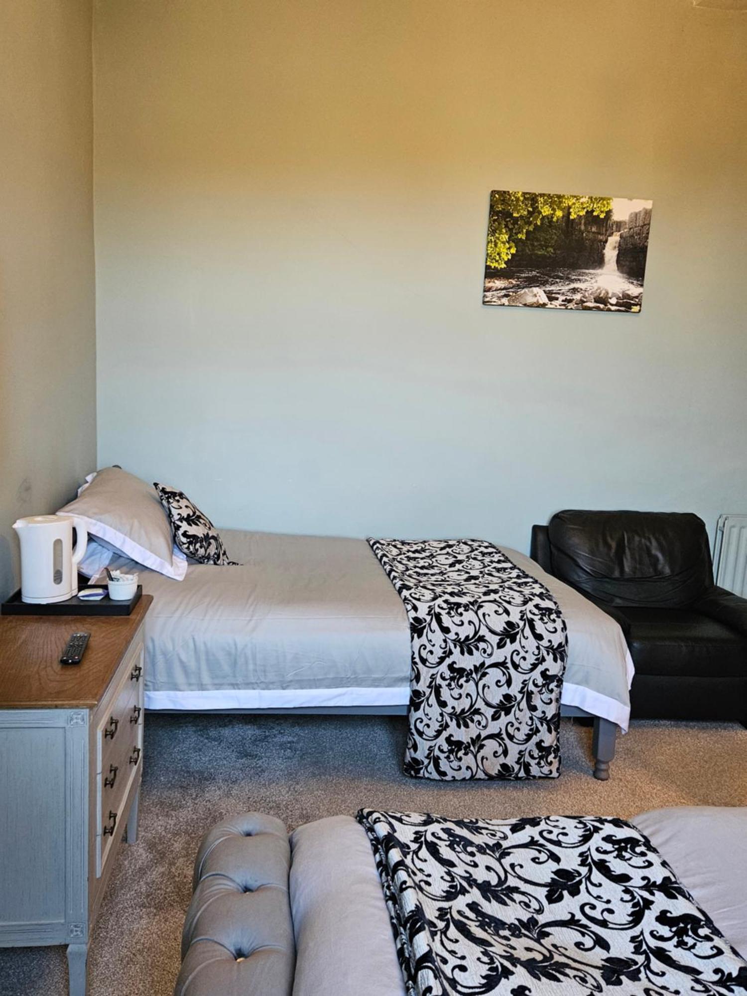 2 Stanhope Hall B&B Bishop Auckland Bagian luar foto